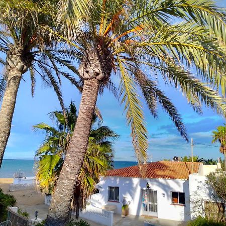 Villa At Seafront With Private Garden-655 Дения Екстериор снимка