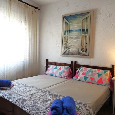 Villa At Seafront With Private Garden-655 Дения Екстериор снимка